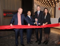 LaGuardia Maple Leaf Lounge opening